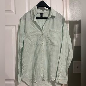 Patagonia Light Weight A/C Cotton Green Button Down Classic | Medium